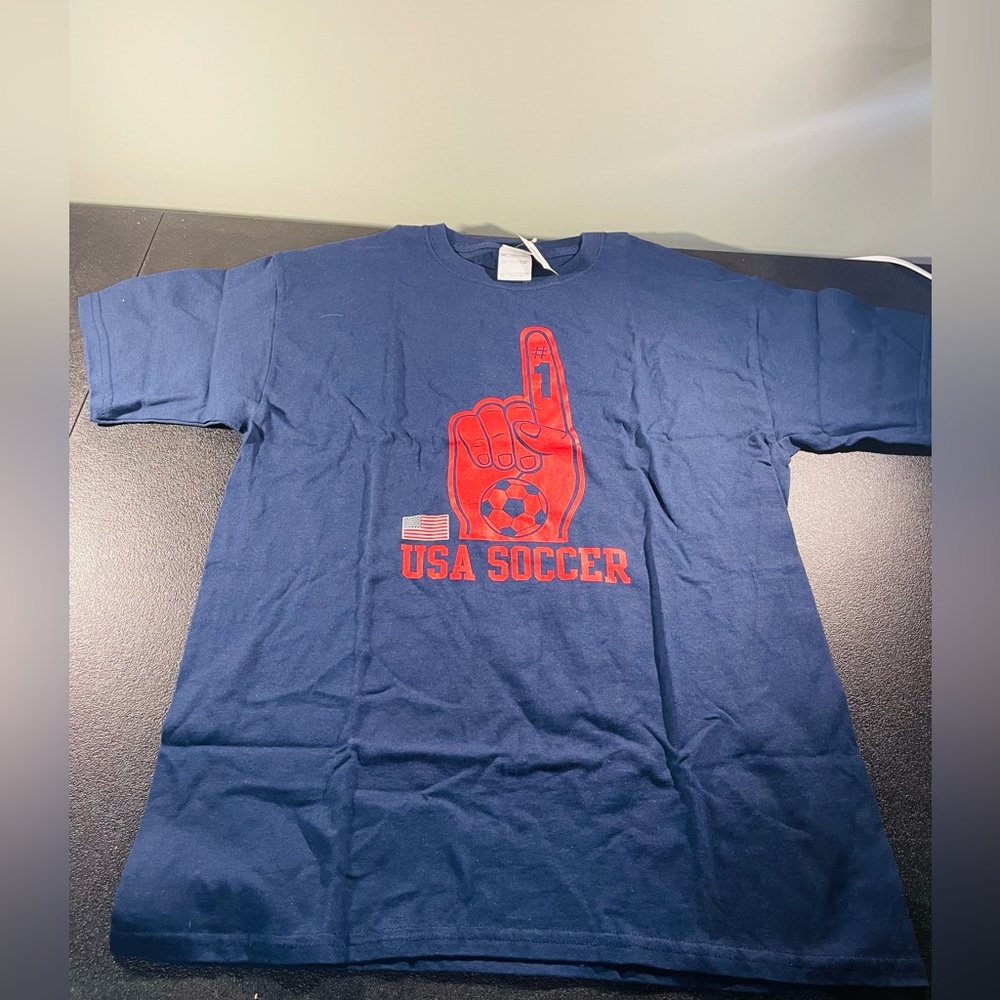 Boys/Girls XL USA Soccer T-Shirt - New with tags